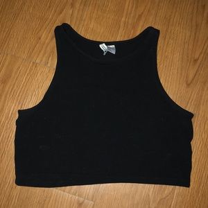 Black tank crop top